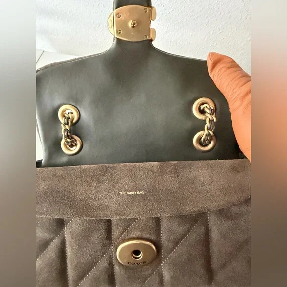 Coach Tabby 20 Quilted Suede Shoulder Bag with Gold Chain. - Picture 4 of 14